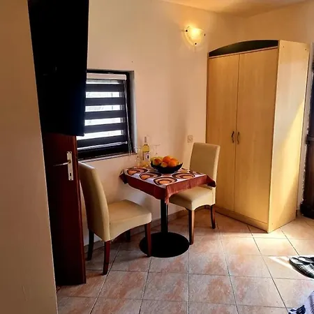 Petra Apartman *