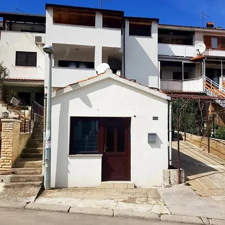 Petra Apartman *