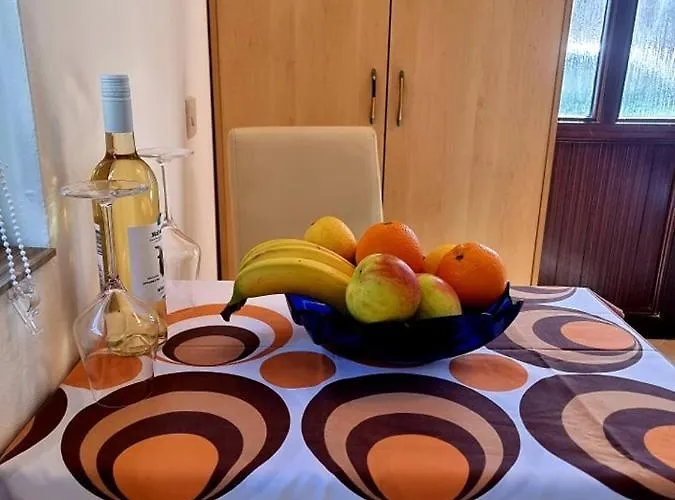 Petra Lejlighed Pula