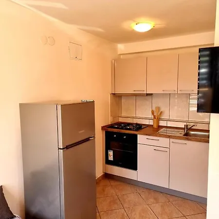 Petra Apartment